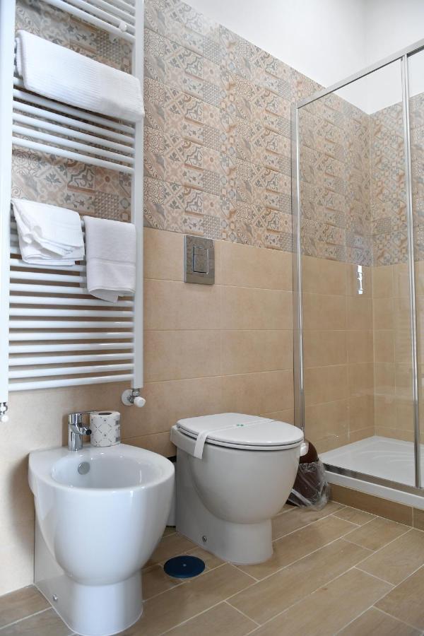 B&B A Due Passi Caserta Dış mekan fotoğraf