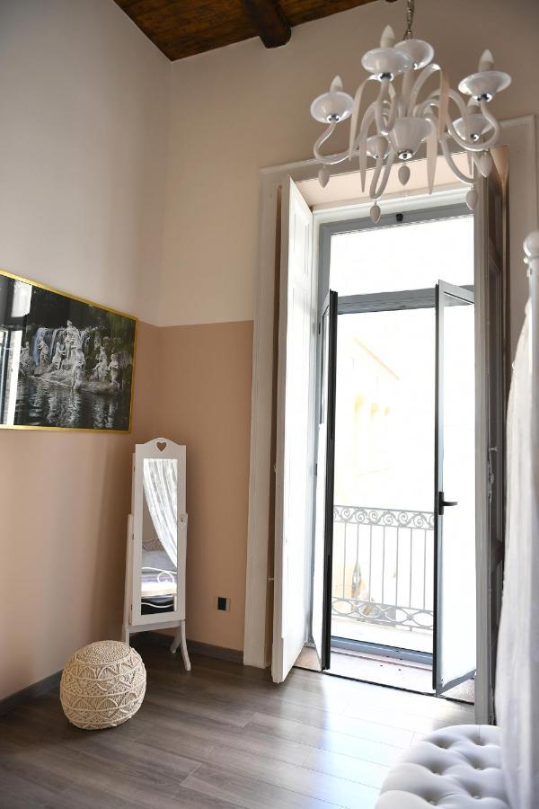 B&B A Due Passi Caserta Dış mekan fotoğraf