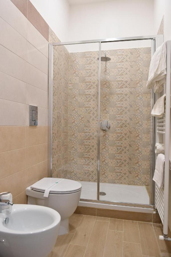 B&B A Due Passi Caserta Dış mekan fotoğraf